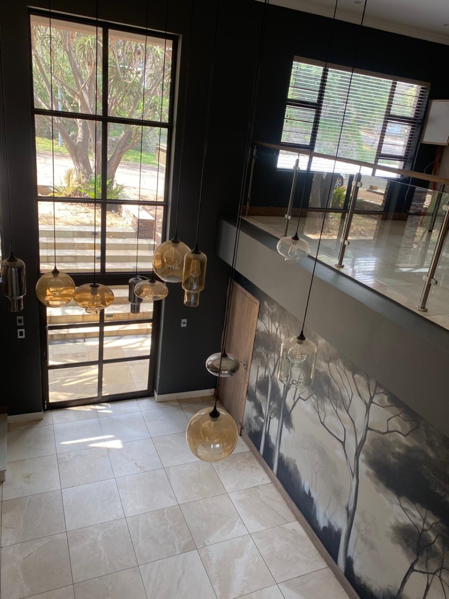 6 Bedroom Property for Sale in Birdwood Estate North West